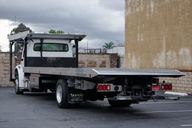 2023 Freightliner M2 106 MD