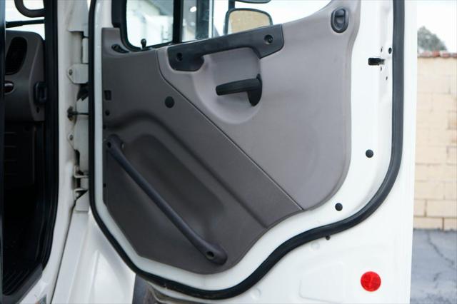 2023 Freightliner M2 106 MD