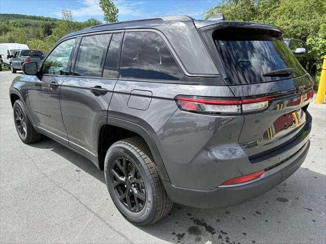 2026 Jeep Grand Cherokee Altitude 4x4