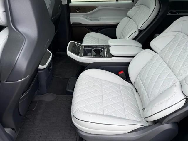 2026 Lincoln Navigator Black Label L