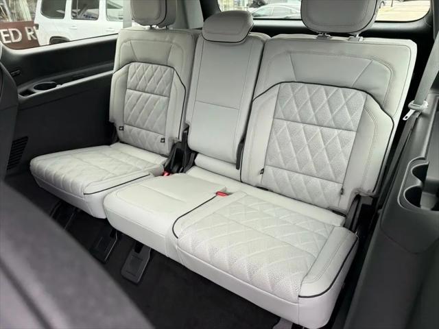 2026 Lincoln Navigator Black Label L