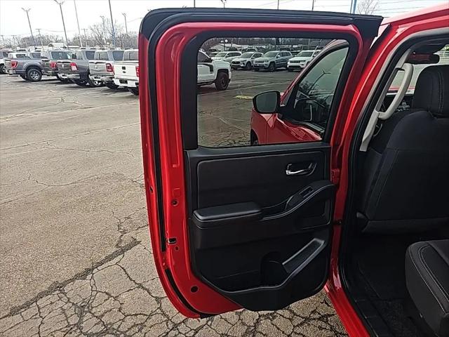 2024 Nissan Frontier Crew Cab SV 4x4