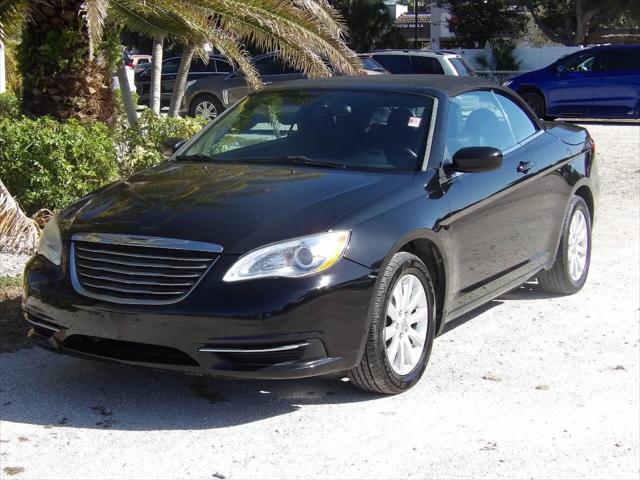 2013 Chrysler 200 Touring