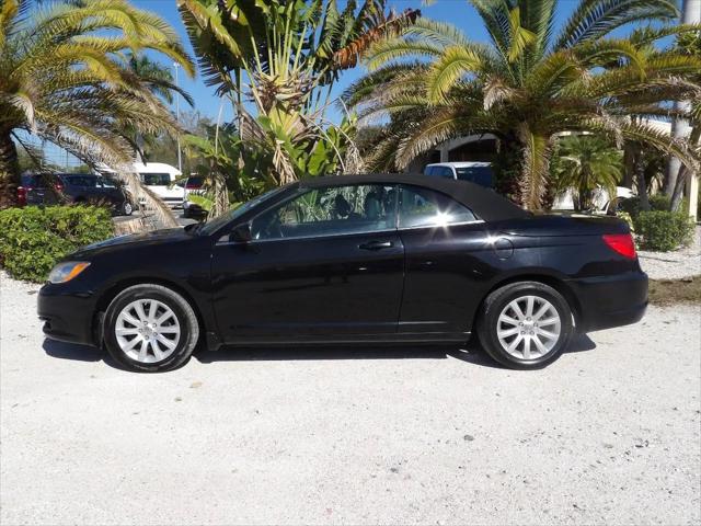 2013 Chrysler 200 Touring