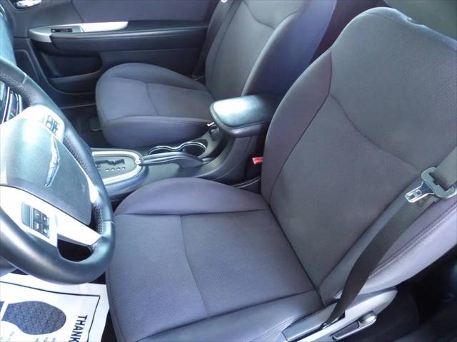 2013 Chrysler 200 Touring