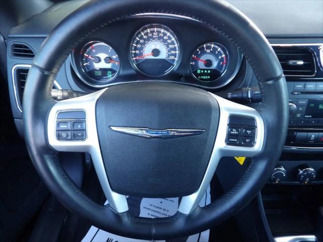 2013 Chrysler 200 Touring