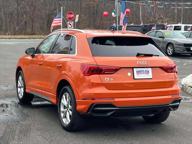2022 Audi Q3 Premium 45 TFSI S line quattro Tiptronic 2022 Audi Q3 Premium 45 TFSI S line quattro Tiptronic