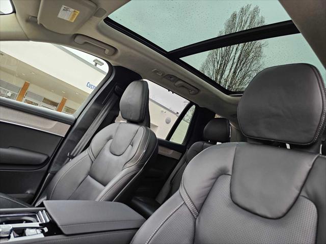 2026 Volvo XC90 Plug-In Hybrid Ultra Dark Theme, T8 AWD, Electric/Gasoline, 7 Seats