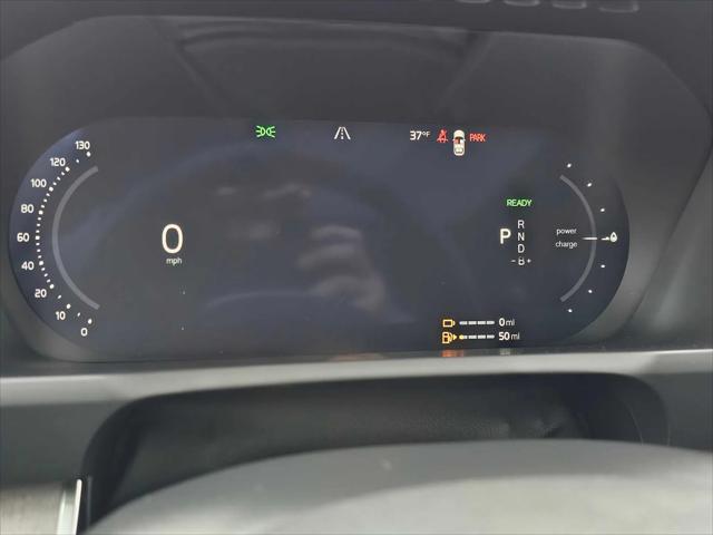 2026 Volvo XC90 Plug-In Hybrid Ultra Dark Theme, T8 AWD, Electric/Gasoline, 7 Seats