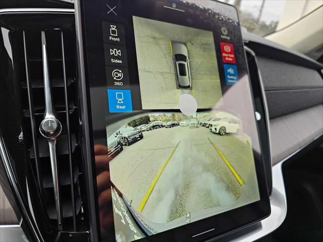 2026 Volvo XC90 Plug-In Hybrid Ultra Dark Theme, T8 AWD, Electric/Gasoline, 7 Seats