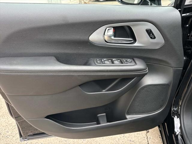 2026 Chrysler Pacifica Limited AWD