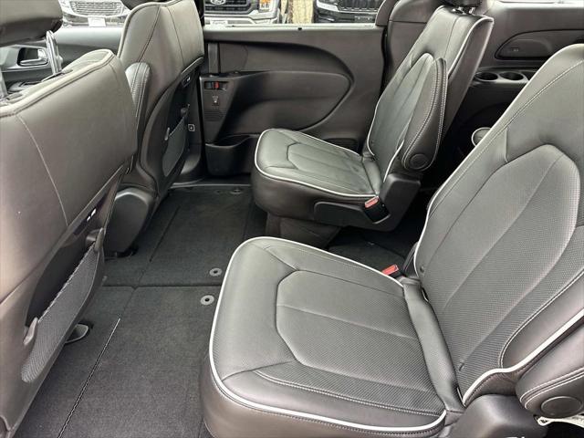 2026 Chrysler Pacifica Limited AWD