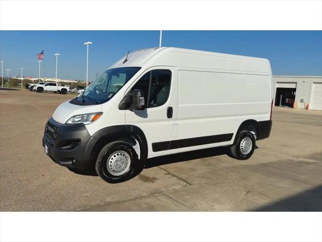 2026 Ram ProMaster 2500 Cargo Van Tradesman High Roof 136" WB w/Pass Seat