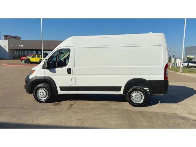 2026 Ram ProMaster 2500 Cargo Van Tradesman High Roof 136" WB w/Pass Seat