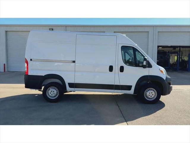 2026 Ram ProMaster 2500 Cargo Van Tradesman High Roof 136" WB w/Pass Seat