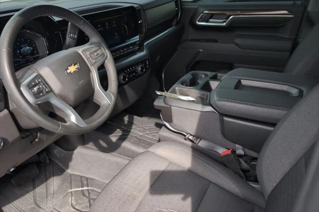 2025 Chevrolet Silverado 1500 4WD Crew Cab Standard Bed LT