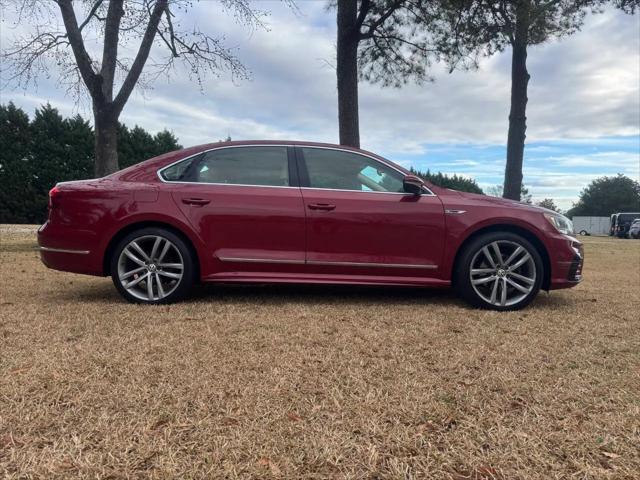 2017 Volkswagen Passat 1.8T R-Line