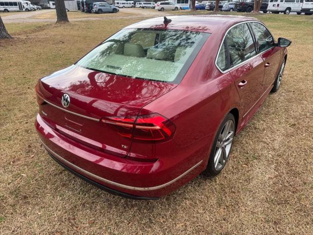 2017 Volkswagen Passat 1.8T R-Line