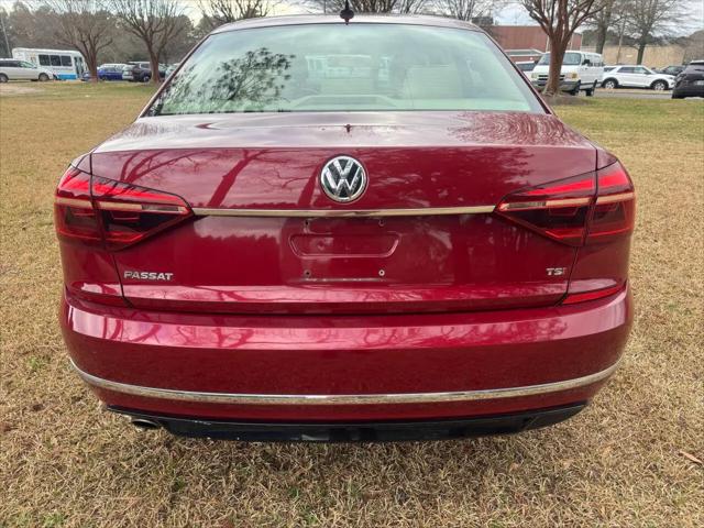 2017 Volkswagen Passat 1.8T R-Line