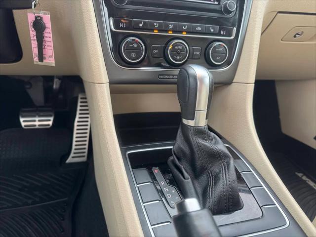 2017 Volkswagen Passat 1.8T R-Line