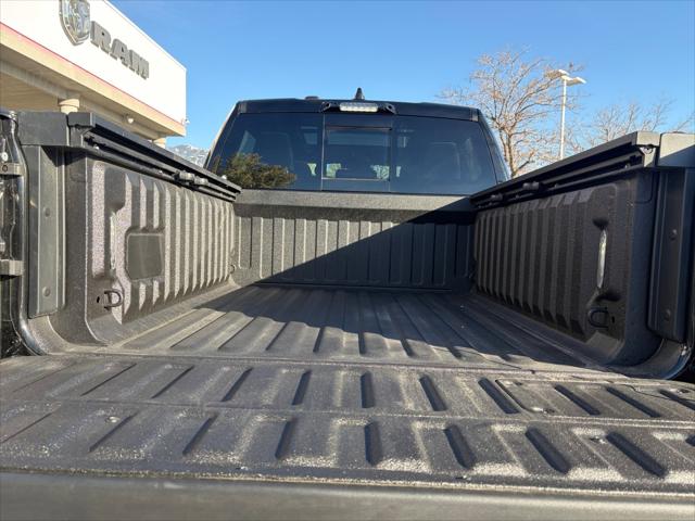 2026 Ram 1500 Limited Crew Cab 4x4 5'7" Box