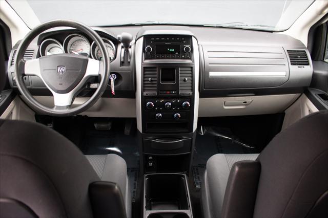 2010 Dodge Grand Caravan SE