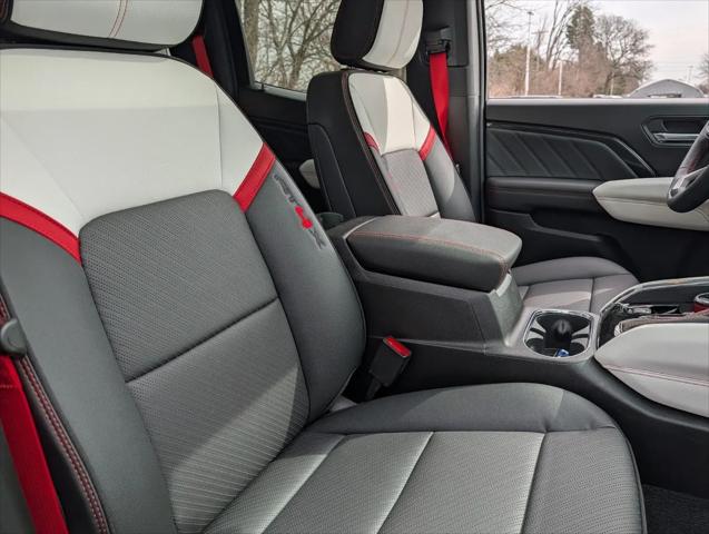 2026 GMC Canyon AT4X, 4WD