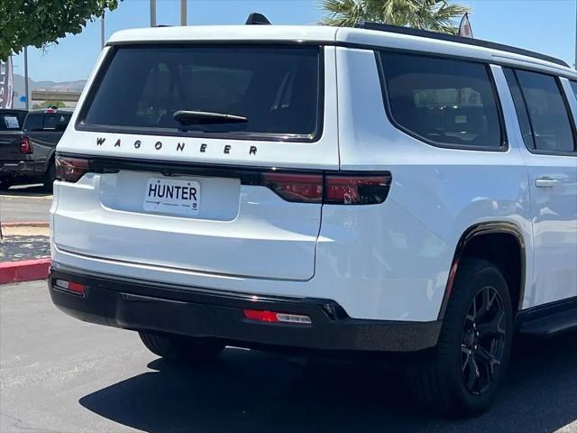 2025 Jeep Wagoneer Series II Carbide 4x4