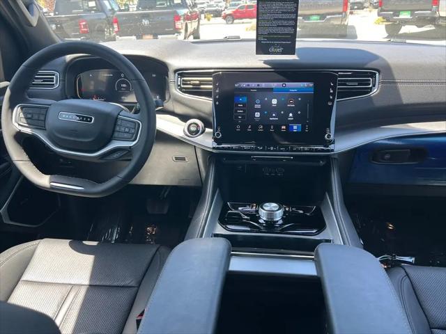 2025 Jeep Wagoneer Series II Carbide 4x4