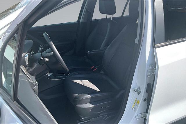 2022 Chevrolet Trax FWD LT
