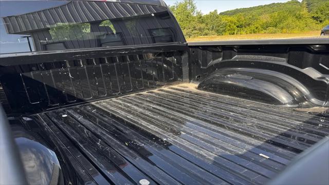 2022 Ram 1500 Big Horn Crew Cab 4x4 57 Box