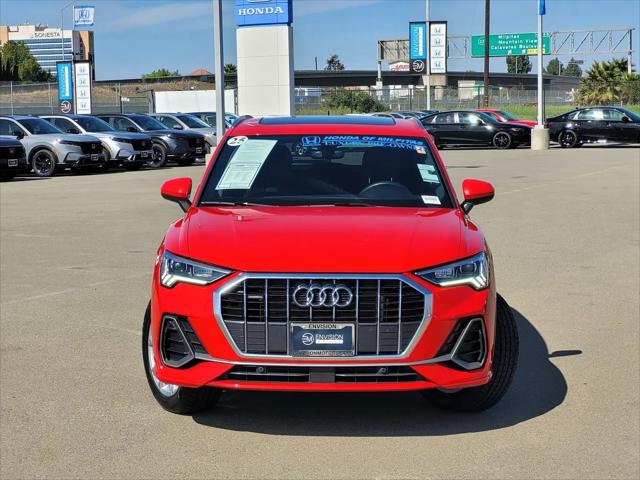 2025 Audi Q3 Premium 45 TFSI S line quattro Tiptronic