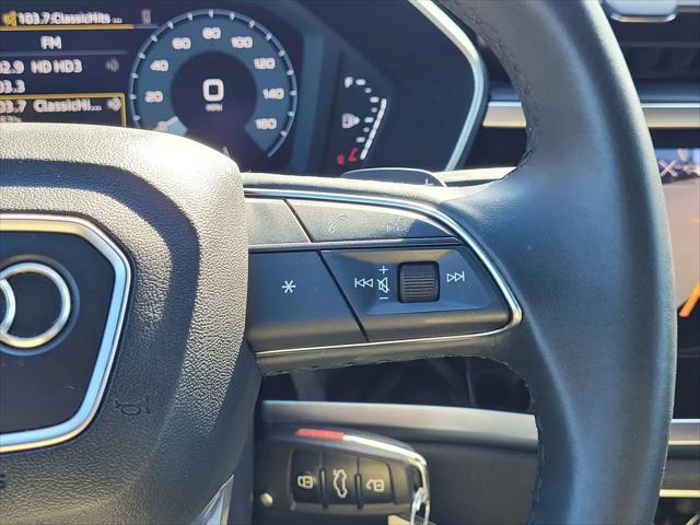 2025 Audi Q3 Premium 45 TFSI S line quattro Tiptronic