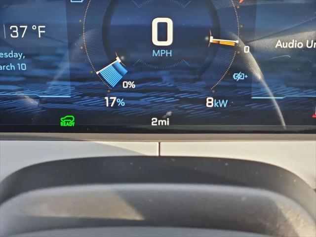 2027 Chevrolet Bolt LT FWD
