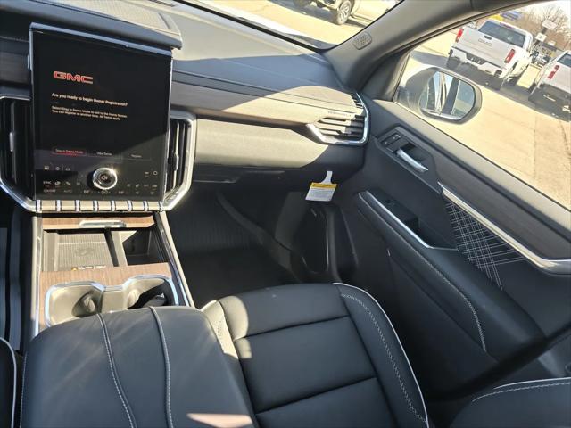 2026 GMC Acadia Denali FWD