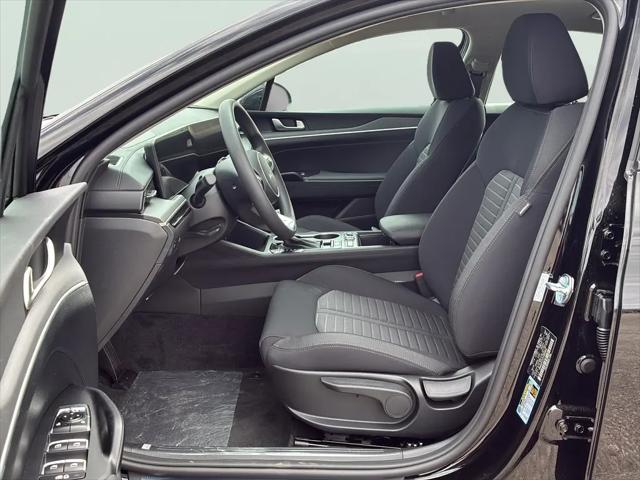 2026 Kia K5 LXS FWD
