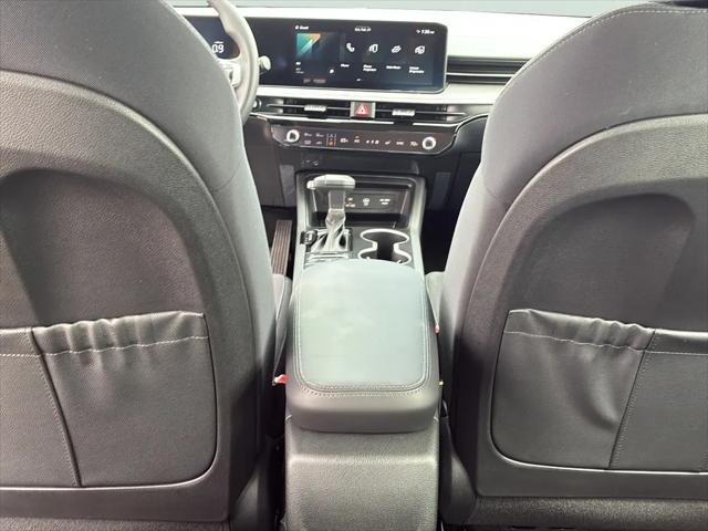 2026 Kia K5 LXS FWD