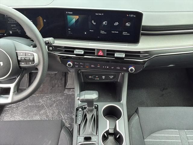 2026 Kia K5 LXS FWD