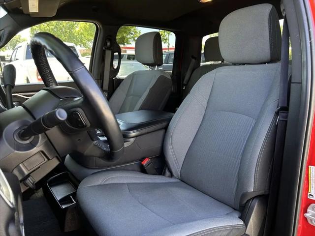 2024 Ram 3500 Big Horn Crew Cab 4x4 8' Box