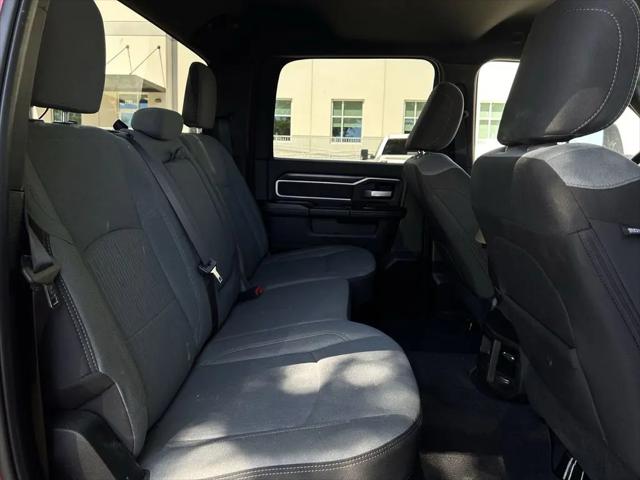 2024 Ram 3500 Big Horn Crew Cab 4x4 8' Box