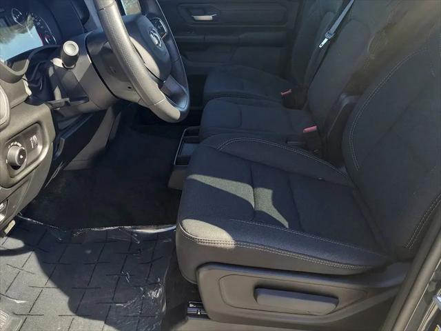 2026 Ram 1500 Tradesman Quad Cab 4x4 64 Box