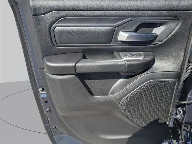 2026 Ram 1500 Tradesman Quad Cab 4x4 64 Box