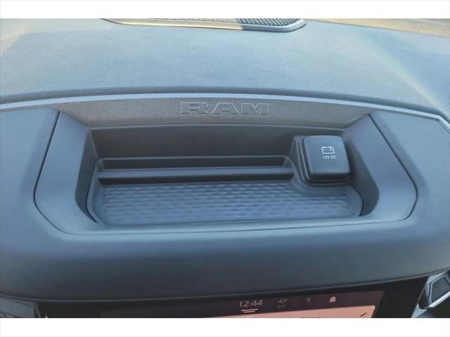2026 Ram 1500 Tradesman Quad Cab 4x4 64 Box