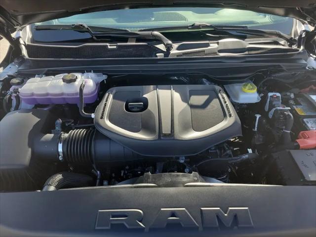 2026 Ram 1500 Tradesman Quad Cab 4x4 64 Box