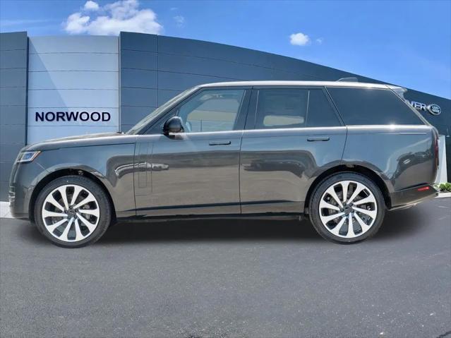 2026 Land Rover Range Rover P530 SE