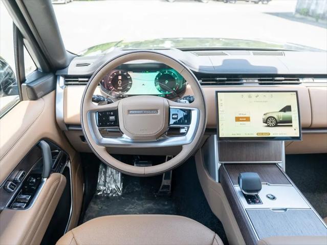 2026 Land Rover Range Rover P530 SE