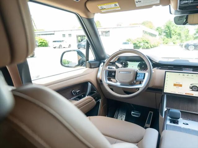 2026 Land Rover Range Rover P530 SE