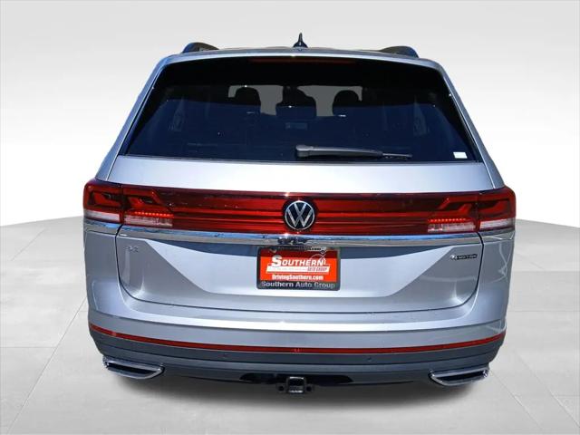 2026 Volkswagen Atlas SE with Technology