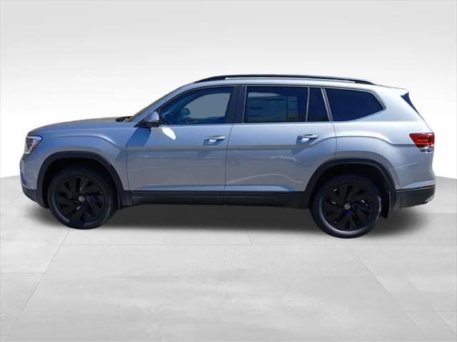 2026 Volkswagen Atlas SE with Technology
