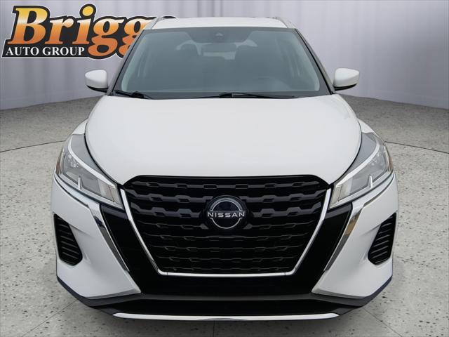 2022 Nissan Kicks SV Xtronic CVT